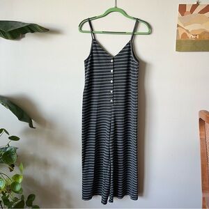 24COLOURS Stripped Grey Heather Wide-Leg Jumpsuit Size Medium